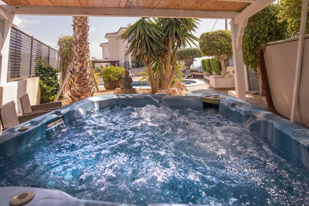 Villa Moderna Con Piscina El Campello Exteriér fotografie